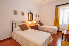 799d9b6f-3400-42a2-909c-718c49072ea1